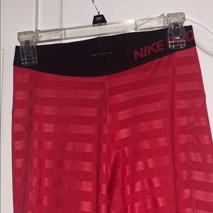 red Nike pro leggings